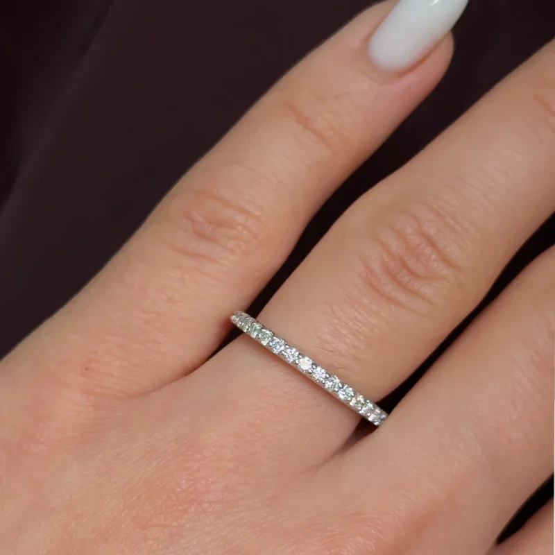 Platinum Band Set with Natural Round Brilliant But Diamonds 0.45 ct tw