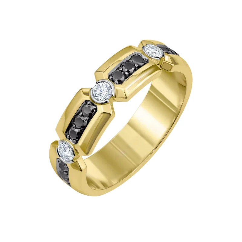 Men’s 14K Yellow Gold Ring with White and Black Diamonds – 0.82 Carat Total
